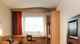 Hôtel ibis Marne-la-Vallée Émerainville