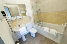 Comfort Hotel Etampes