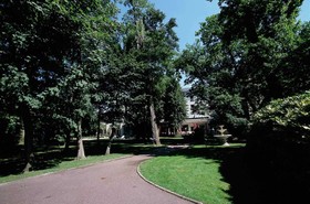 Mercure Demeure De Campagne Château de Fontainebleau