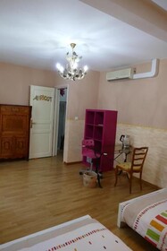 Chalet De Paris