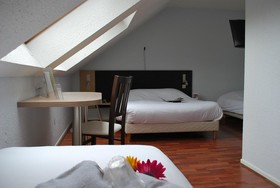 Hotel The Originals Paris Nord Roissy Bagatelle