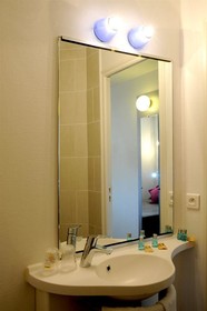Welcomotel Les Mureaux