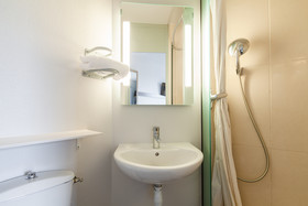 B&B HOTEL Evry Lisses 1