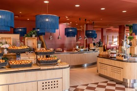 Grand Magic Hotel
