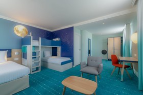 Grand Magic Hotel