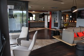 Hôtel ibis Melun