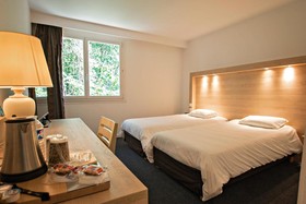 Hotel Kyriad Nemours