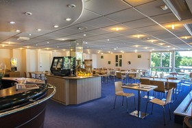 Hotel Kyriad Nemours