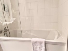 Hotel Kyriad Nemours