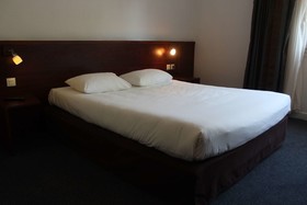 Hotel Kyriad Nemours