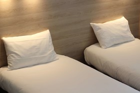 Hotel Kyriad Nemours