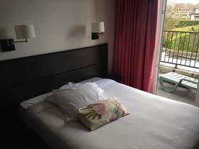 Inter-Hotel Au Pavillon Bleu