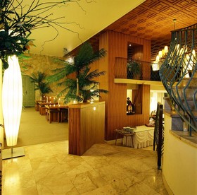 Inter-Hotel Au Pavillon Bleu