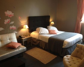 Inter-Hotel Au Pavillon Bleu