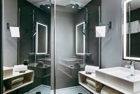 Novotel Paris Coeur d'Orly Airport
