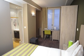 29 Lepic Montmartre