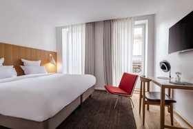 9Hotel République