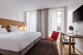 9Hotel République