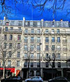Acacia Hotel