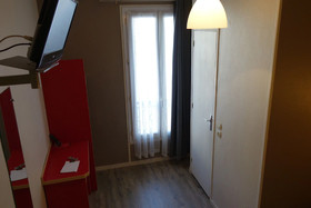 Acacia Hotel