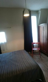Acacia Hotel