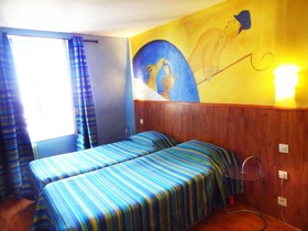 Adonis Paris Hôtel Roma Sacré Cœur