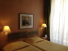 Agora