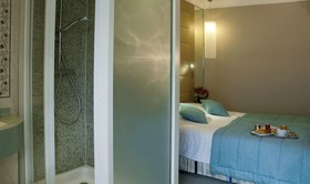 ELSA, Hôtel Paris