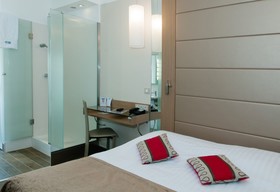 ELSA, Hôtel Paris