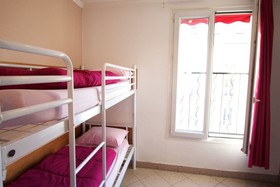 Bastille Hostel