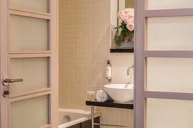 Best Western Premier The Blake Paris Gare Saint Lazare