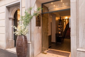 Best Western Premier The Blake Paris Gare Saint Lazare