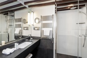 Best Western Plus Hôtel Sydney Opéra