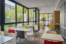 Hotel Campanile Paris 12 - Bercy Village