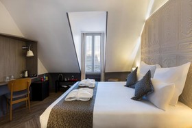 CONTACT HOTEL Alizé Paris Montmartre