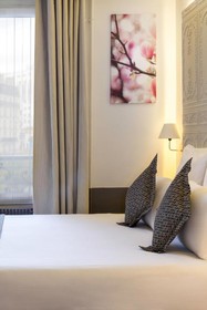 CONTACT HOTEL Alizé Paris Montmartre