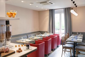 CONTACT HOTEL Alizé Paris Montmartre