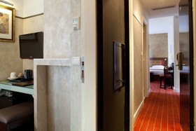 Eiffel Seine Hotel