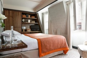 Esprit Saint Germain