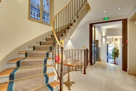 Grand Hotel Des Gobelins