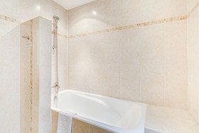 Grand Hotel Des Gobelins