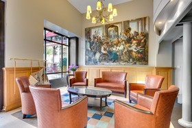 Grand Hotel Des Gobelins