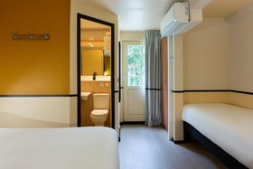 Greet Hotel Villeneuve La Garenne