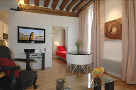 HolidaysInParis - Bourg Tibourg II