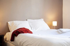 Untalented Hotel - Villette