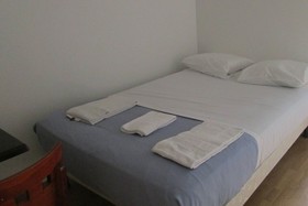 Untalented Hotel - Villette
