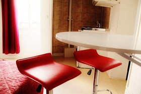 Untalented Hotel - Villette