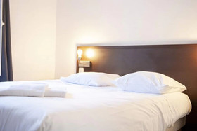 Untalented Hotel - Villette
