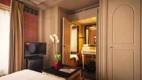 Hotel Bourg Tibourg