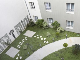 Hotel Kyriad Paris 18 - Porte de Clignancourt - Montmartre